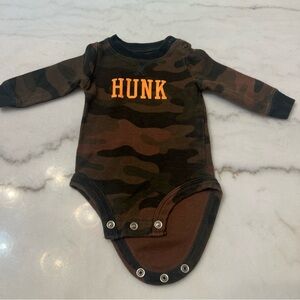 “Hunk” Newborn Shirt Carter’s Baby Boy 100% Cotton Natural Long Sleeves Camo NEW